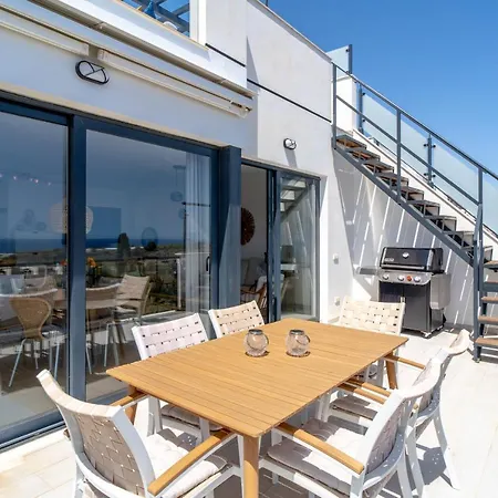 Luxuria Private Pool *