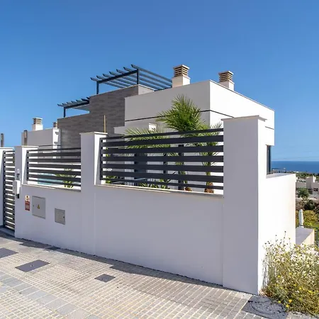 Luxuria Private Pool 빌라 네르하