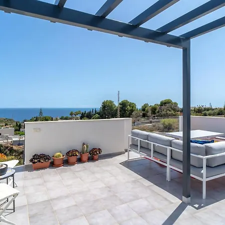 فيلة Luxuria Private Pool