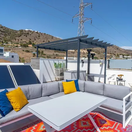 Luxuria Private Pool * نيرخا